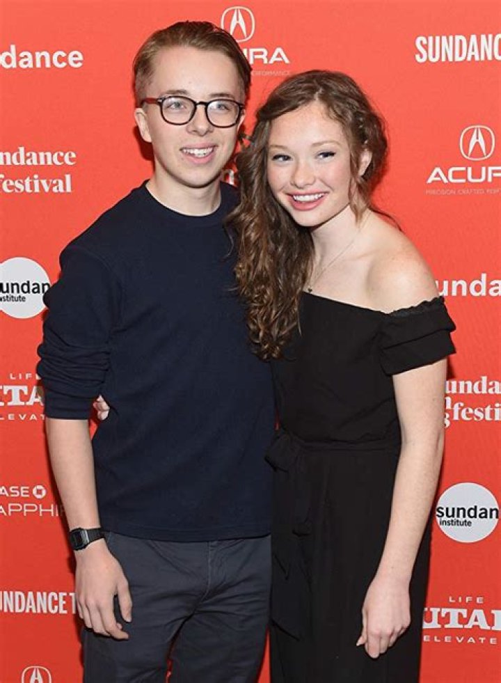 Unveiling The Mystery Of Zoe Colletti's Boyfriend